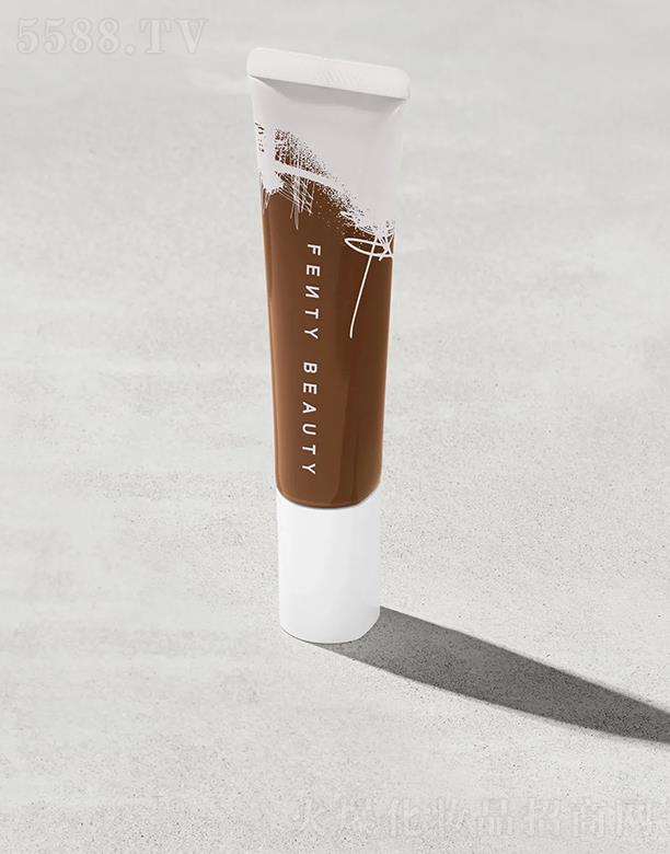 ·����܎��ˮ���yƷ(�Ϻ�)���޹�˾��FentyBeautyˮӯ�㼡�۵�Һ450(�m�������{(di��o)��ɫ�wɫ)